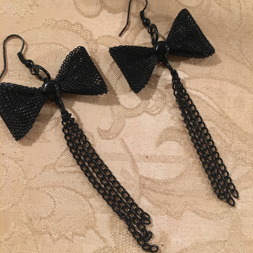 Bow Earrings
